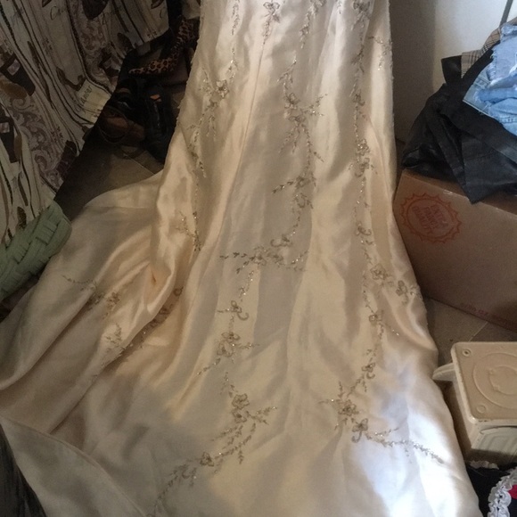 Impression classy wedding dress 12 - Picture 12 of 12